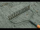 800px-SoilRake.jpg