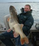 huge-pike-1.jpg